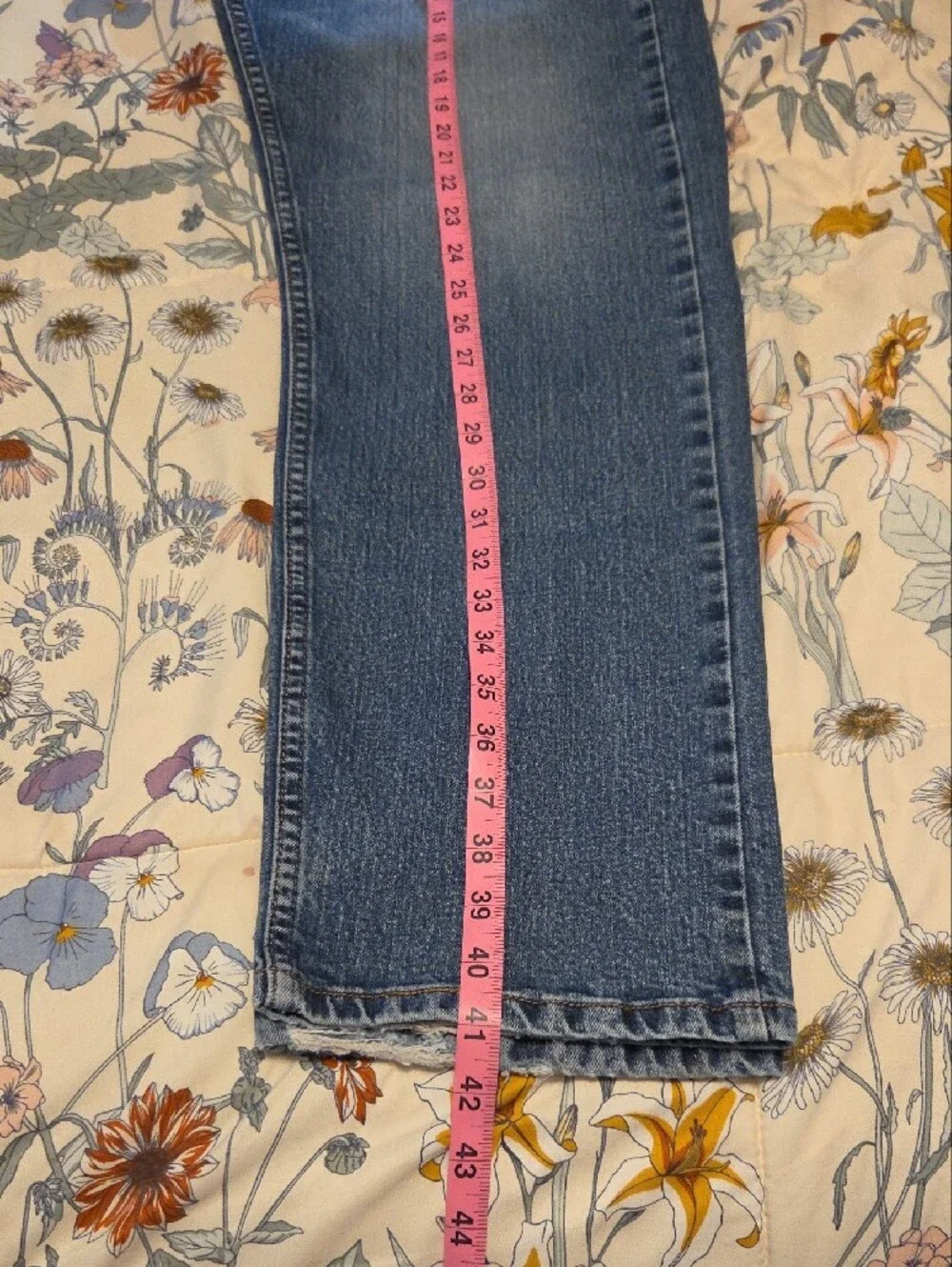 Wrangler Men's Straight-Leg Blue Jeans